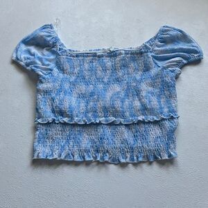 LUSH Blue White Smocked Ruffle Crop Top Size Large | Puff Sleeve Peasant Top